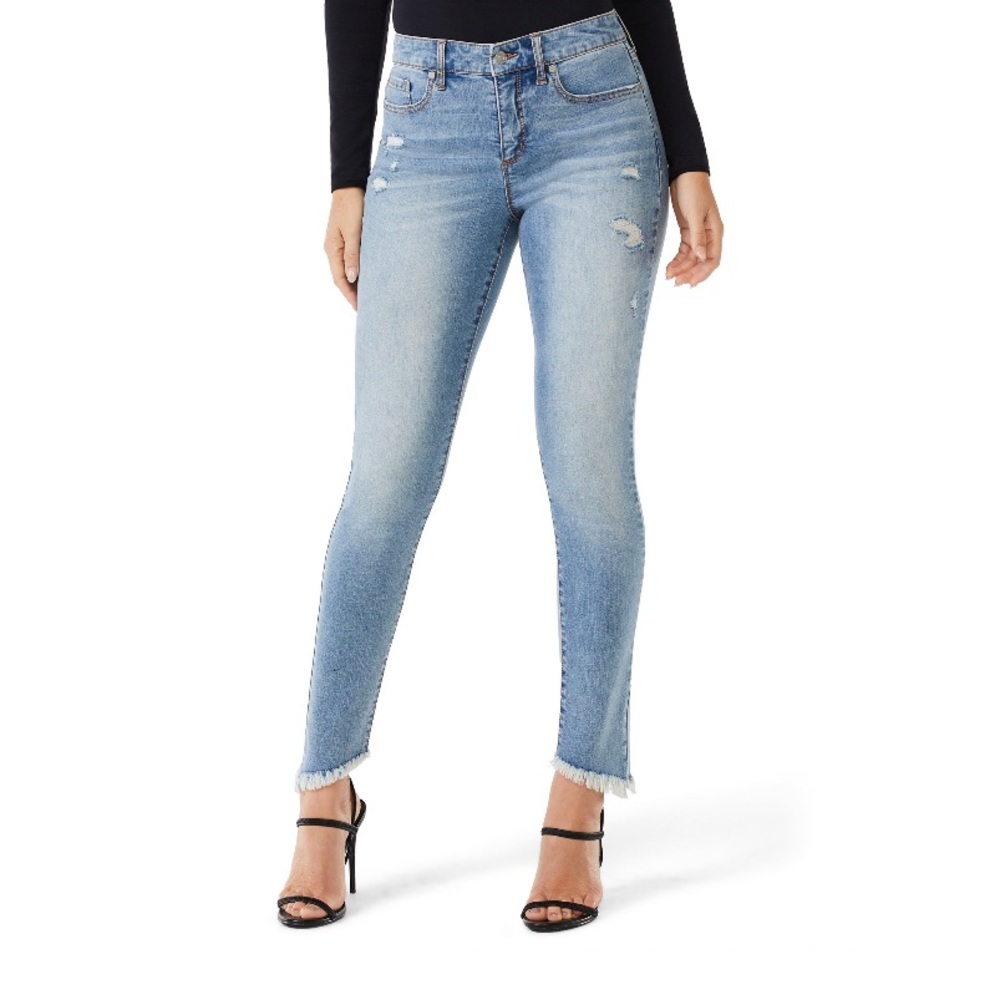 Sofia Vergara Jeans Rosa high rise with fringe